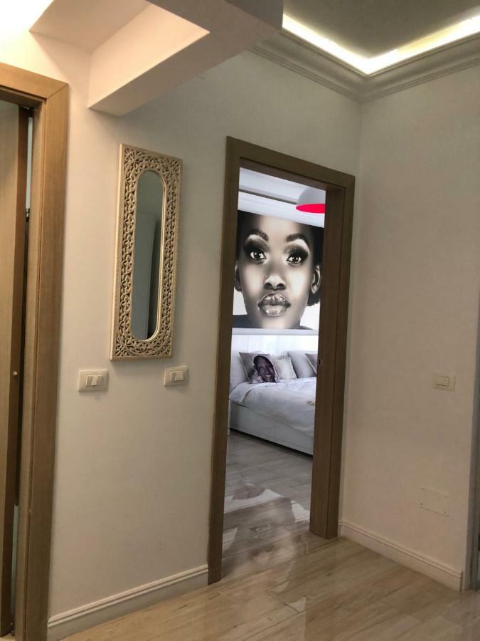 White Tower Mamaia - Private Apartment Exteriör bild
