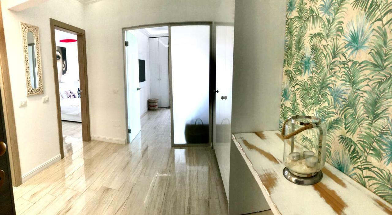 White Tower Mamaia - Private Apartment Exteriör bild