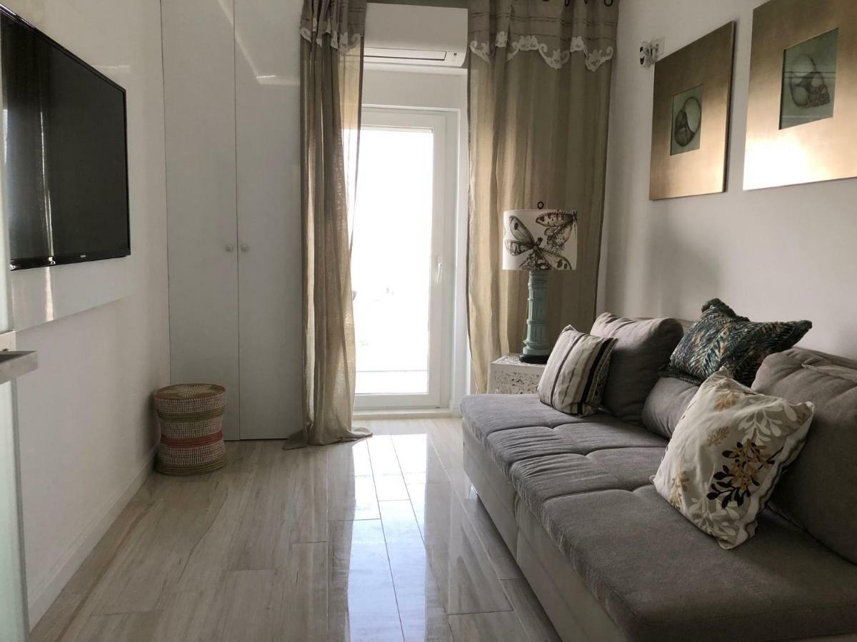 White Tower Mamaia - Private Apartment Exteriör bild