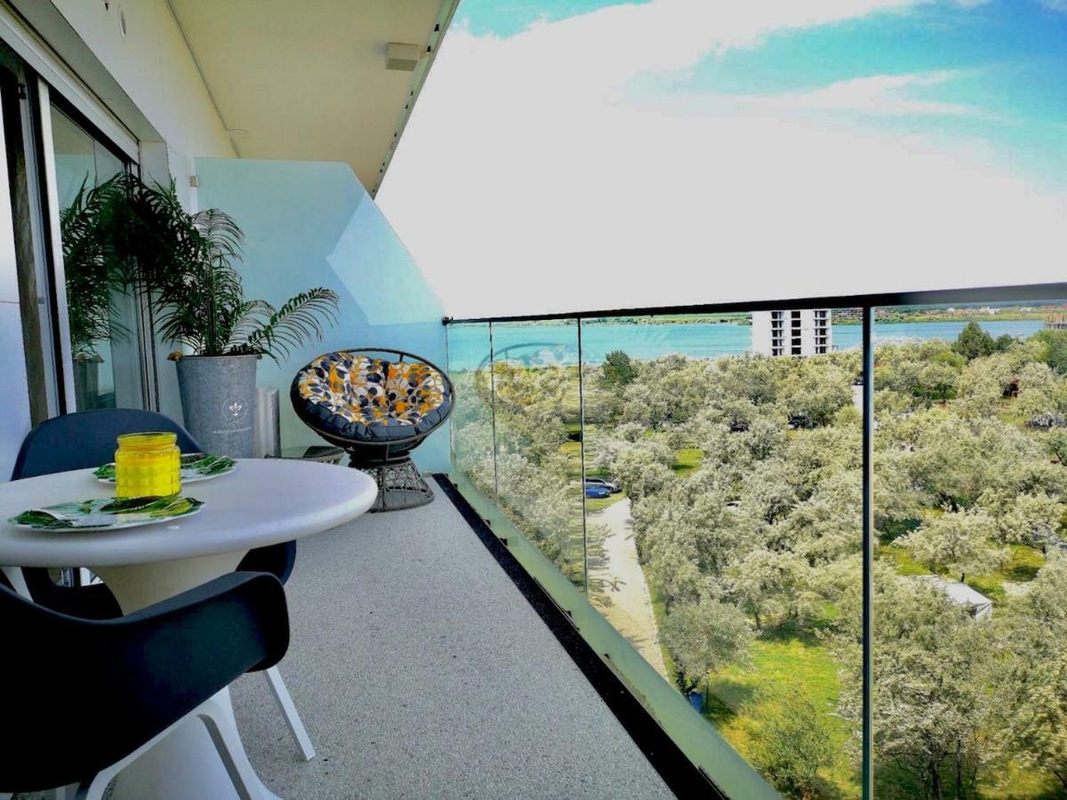 White Tower Mamaia - Private Apartment Exteriör bild