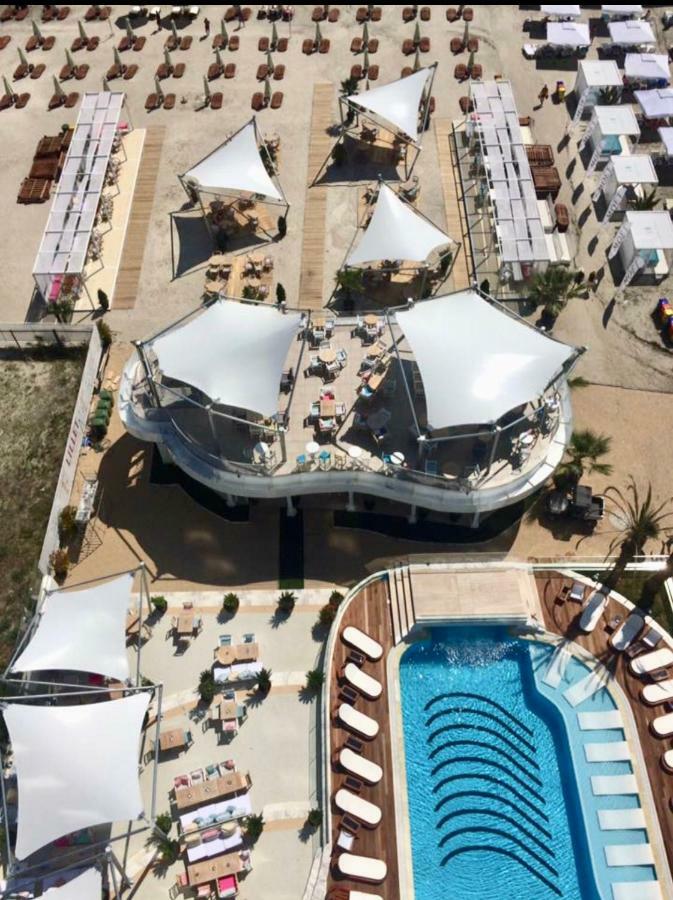 White Tower Mamaia - Private Apartment Exteriör bild